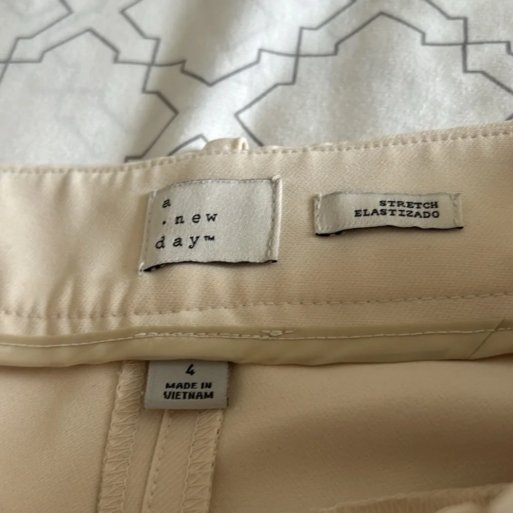 Cream Slacks - Picture 4 of 7